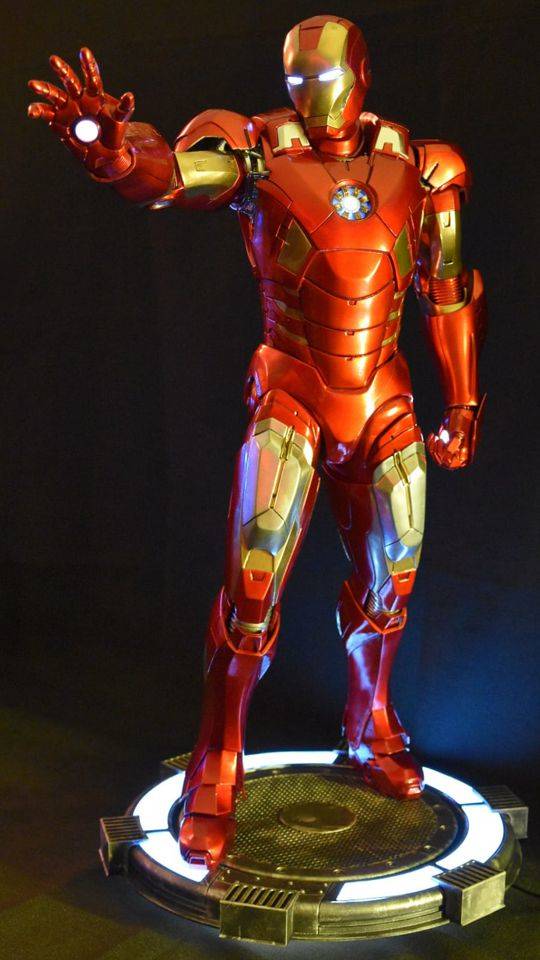 iron man statue