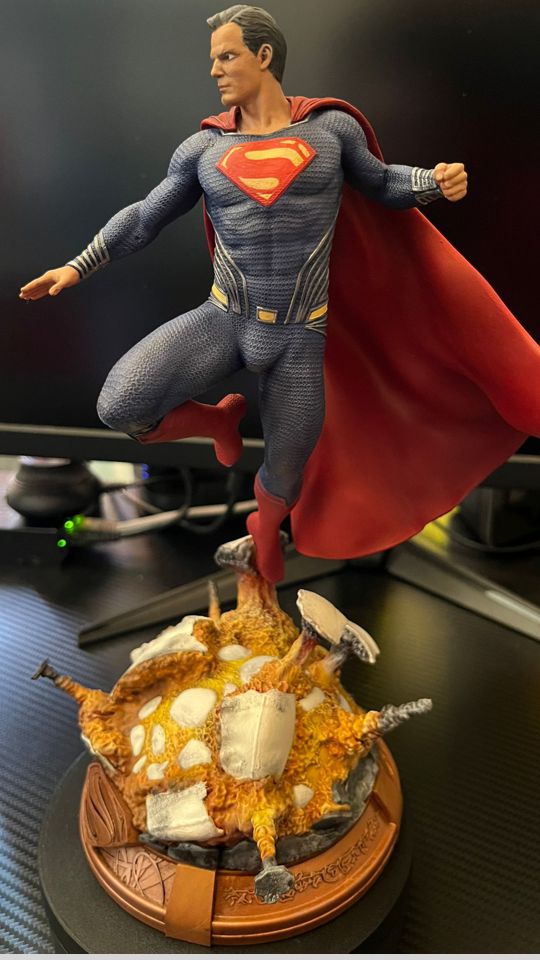 superman statua